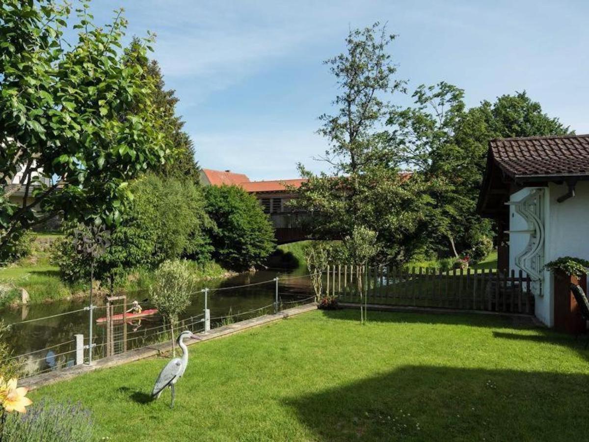 Haus Schussenblick Dg Apartment Eriskirch Luaran gambar