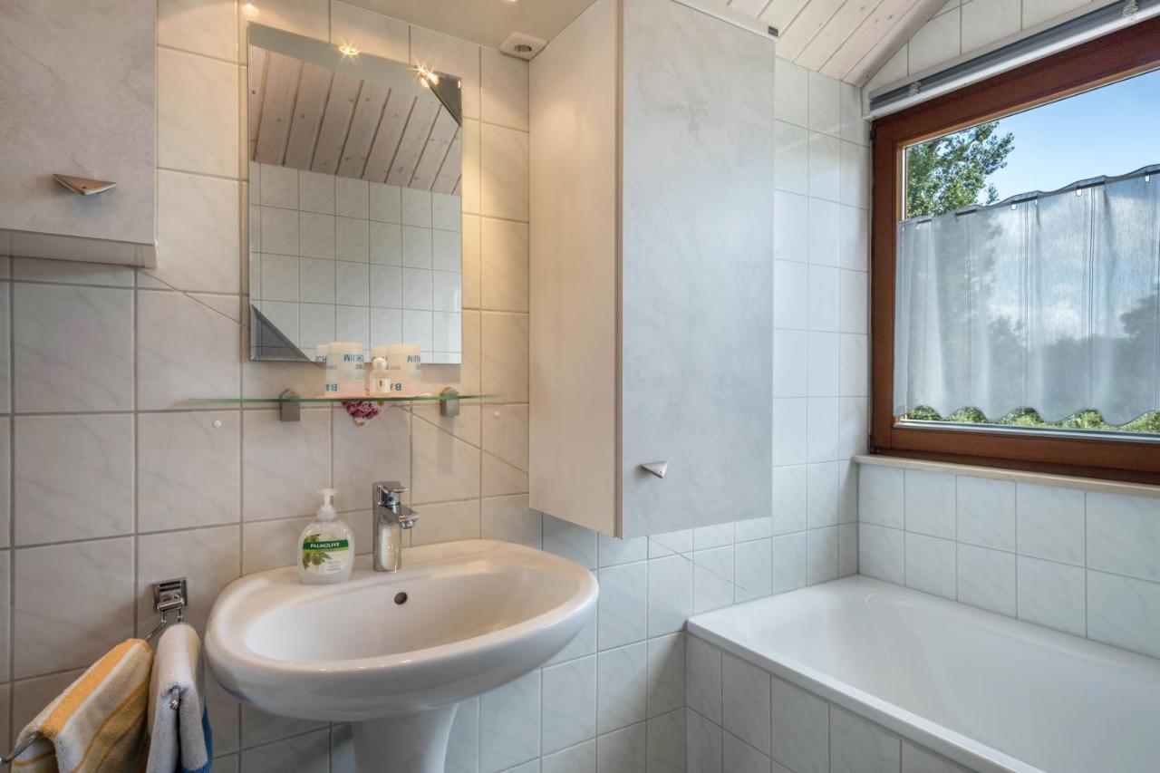 Haus Schussenblick Dg Apartment Eriskirch Luaran gambar